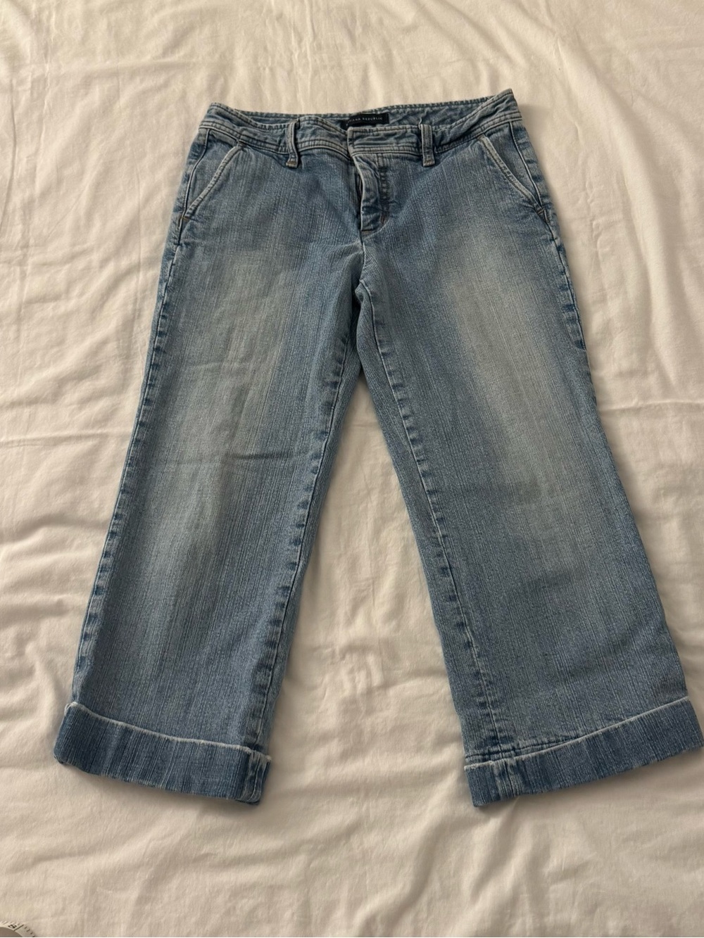 Vintage Y2K Banana Republic blue denim capri pants size 2